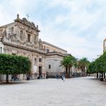 Piazza Carlo D'Aragona in Castelvetrano on Sicily with the Chiesa del Purgatorio (Church of the Purgatory) from around 1650.